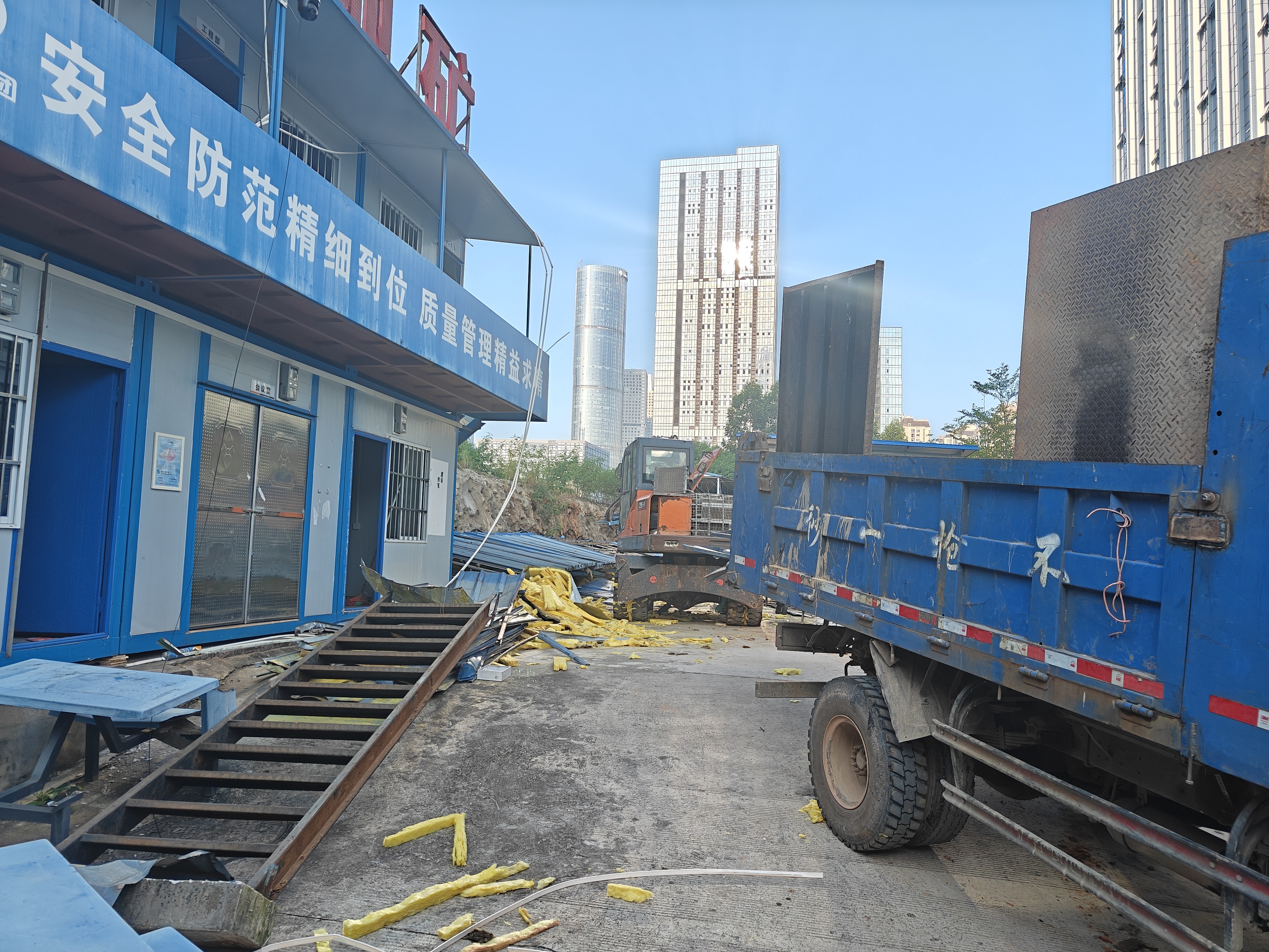 2026年活动板房市场行情_二手活动板房回收价格_二手活动板房多少钱